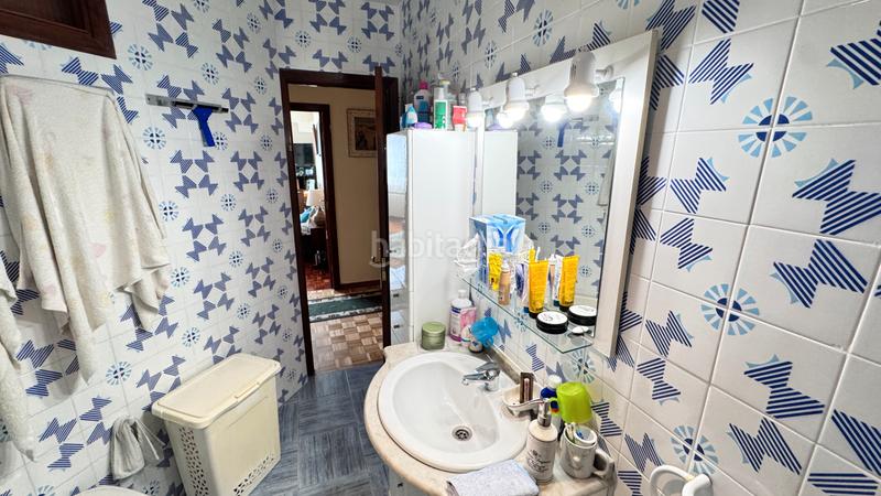 Foto b82907a2-7315-4bf3-b5bb-cb8d8f7eec46. Flat with heating in Pastoriza Arteixo
