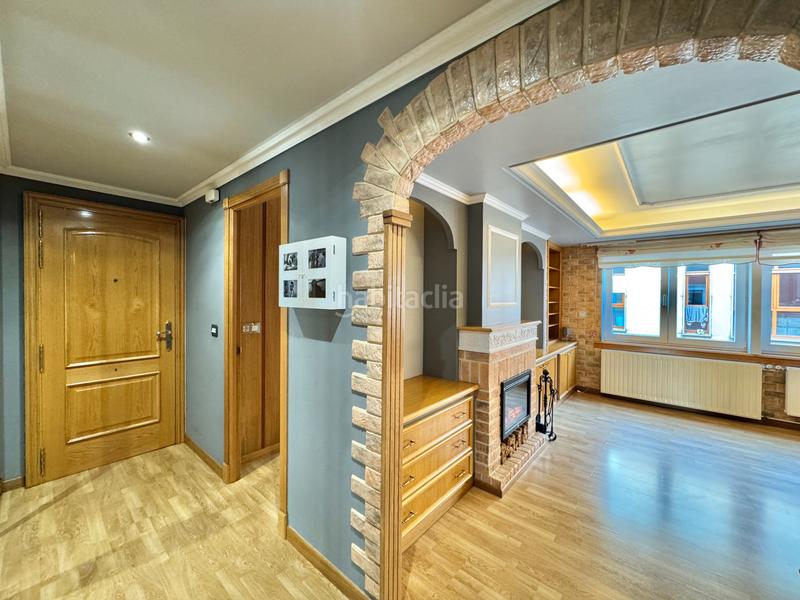 Foto 881340d8-c227-46a5-b390-0d04382a9943. Appartement avec cheminée chauffage dans Arteixo pueblo Arteixo