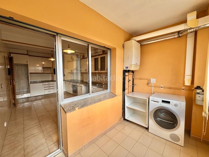 Foto bcf6e695-34d1-41c6-b51f-3309e97d425b. Appartement avec cheminée chauffage dans Arteixo pueblo Arteixo