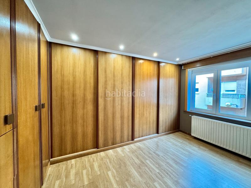 Foto c313cc3f-ad0d-46a0-bec4-7d997ad36405. Appartement avec cheminée chauffage dans Arteixo pueblo Arteixo