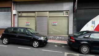 Miete Geschäftsraum in Rúa ría do ferrol 8. Local comercial reformado en el centro de arteixo, con fachada a