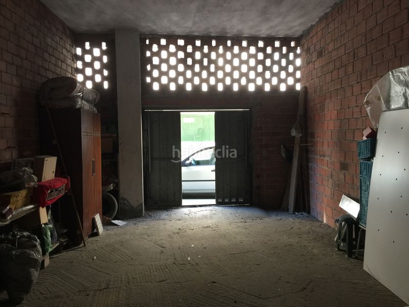 Foto c7e77dfd-5ce8-4b31-81c2-c9c850b65e5d. Alquiler local comercial serfisegur inmobiliaria alquila este local de 38 m² sin reformar. en Arteixo