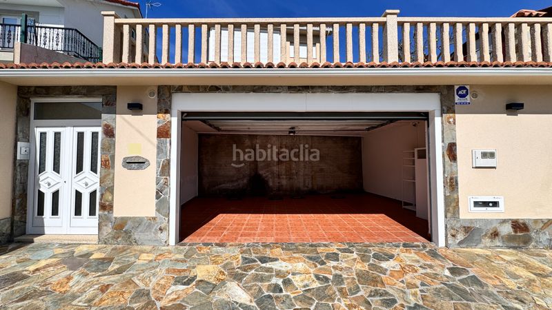 Foto 74a3e960-ba9f-46f4-b9e5-a80eb8ea39f3. Xalet amb xemeneia calefacció aparcament a Arteixo pueblo Arteixo