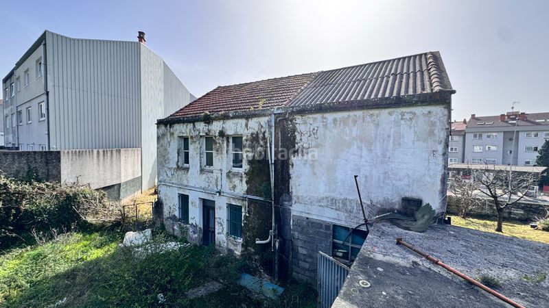 Foto a0fca8a4-8223-45a4-b006-e44ff4677611. Casa amb aparcament a Oseiro Arteixo