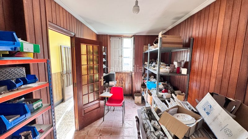 Foto a81cd6a6-85cb-4b24-af85-3d3032acfe6e. Casa amb aparcament a Oseiro Arteixo