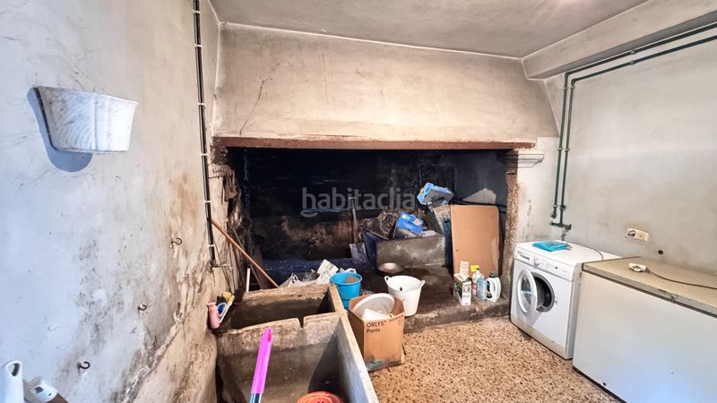 Foto 1f03de76-476b-4b54-a586-f3ea69e6ba80. Lloguer casa amb aparcament a Carballo
