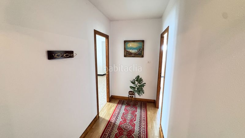 Foto 561f0818-69a4-46ba-8621-1ae9868af267. Lloguer casa amb aparcament a Carballo