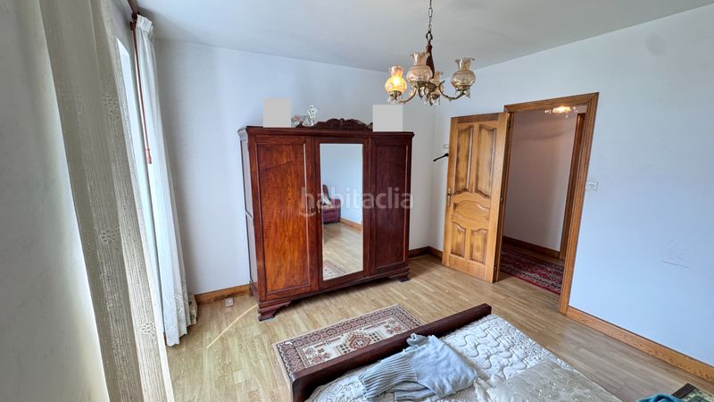 Foto 8d52dffe-303f-4708-bd89-f2f81a3eb7be. Lloguer casa amb aparcament a Carballo