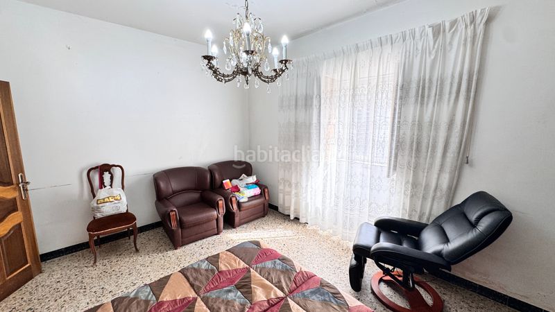 Foto a4c1db99-8ab1-43a6-aac4-192e9bffc666. Lloguer casa amb aparcament a Carballo