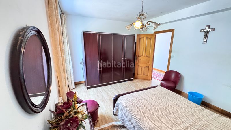 Foto acb8c306-4c02-4b2d-89d3-e90a684836a8. Lloguer casa amb aparcament a Carballo