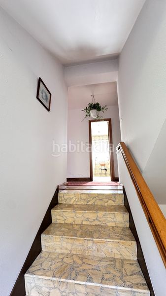 Foto c3c8cffe-cdd9-4f6b-93d1-ce200c032c8f. Lloguer casa amb aparcament a Carballo