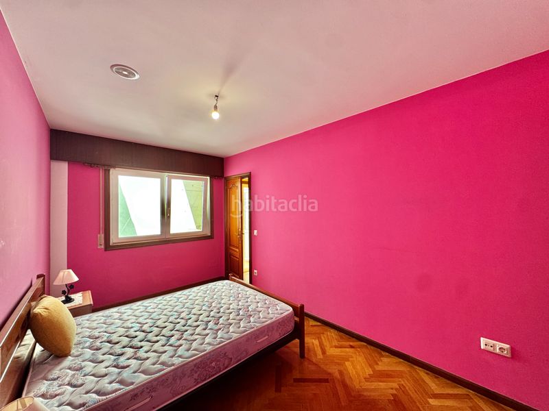 Foto bf98c966-5c4d-4f82-b83c-a7dfec76bf24. Pis a Arteixo pueblo Arteixo