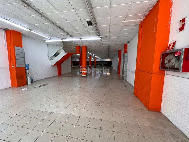 Foto 04d8984d-18b8-4041-ab50-8bac1af5afcb. Alquiler local comercial en avenida fisterra 20 local comercial reformado en pleno centro - avenida finisterre, de 531 m2! en Arteixo
