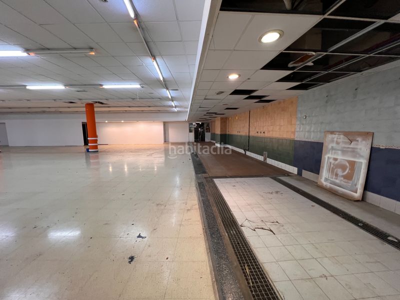 Foto 7ca00c19-b988-4b66-a112-c612e671f8a0. Alquiler local comercial en avenida fisterra 20 local comercial reformado en pleno centro - avenida finisterre, de 531 m2! en Arteixo