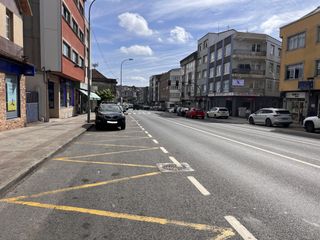 Lloguer Local Comercial a Avenida fisterra 20. Local comercial reformado en pleno centro - avenida finisterre,