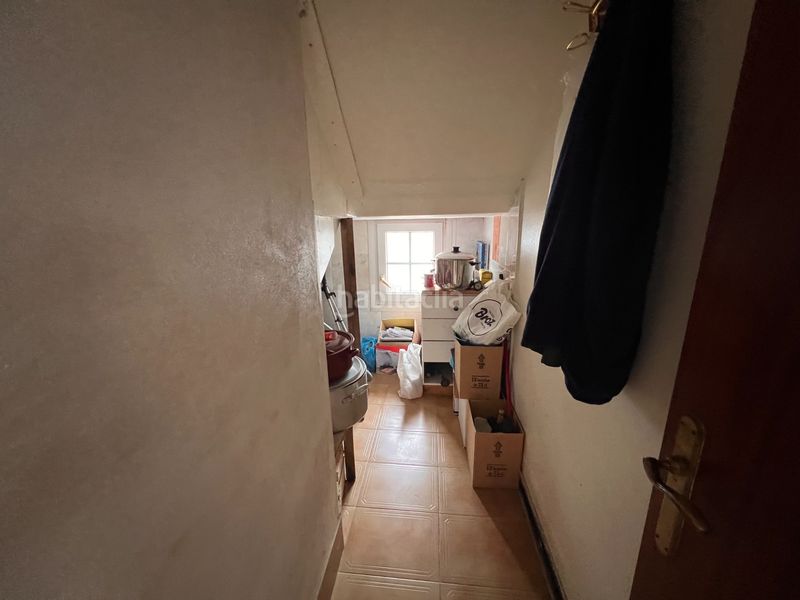 Foto 9631afa8-a8e8-4d00-895d-714bd9d360fe. Casa amb calefacció aparcament a Coristanco