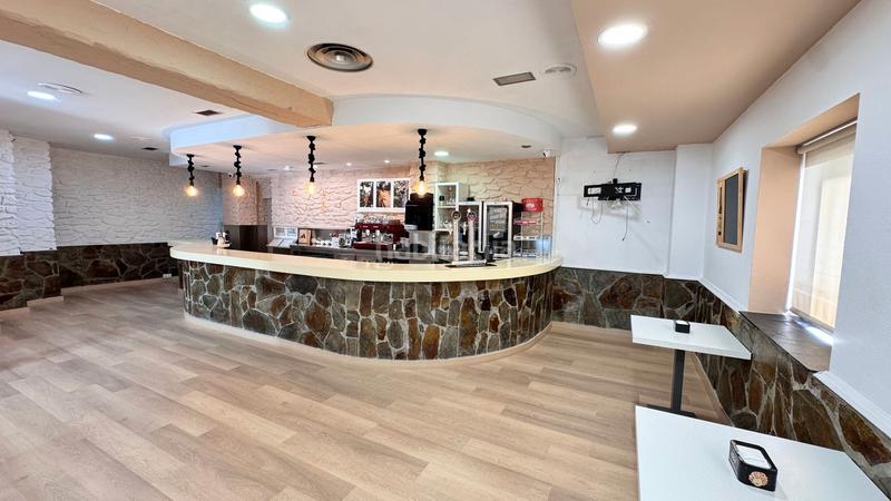 Foto 7dc03235-6e57-4d1f-85e8-7c6e32defa8a. Miete geschäftsraum in avenida dos bosques 13 in Arteixo pueblo Arteixo