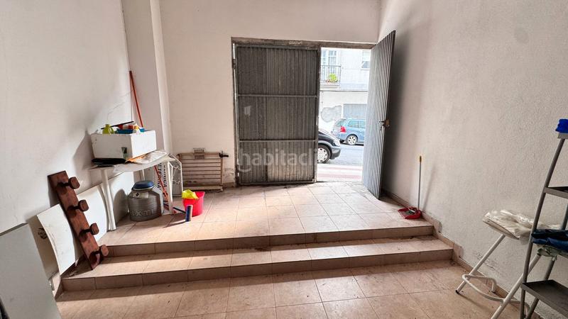 Foto 89f43f38-d6d5-40c7-9166-329f06f65186. Affitto locale commerciale in rúa guerra da independencia 6s in Arteixo