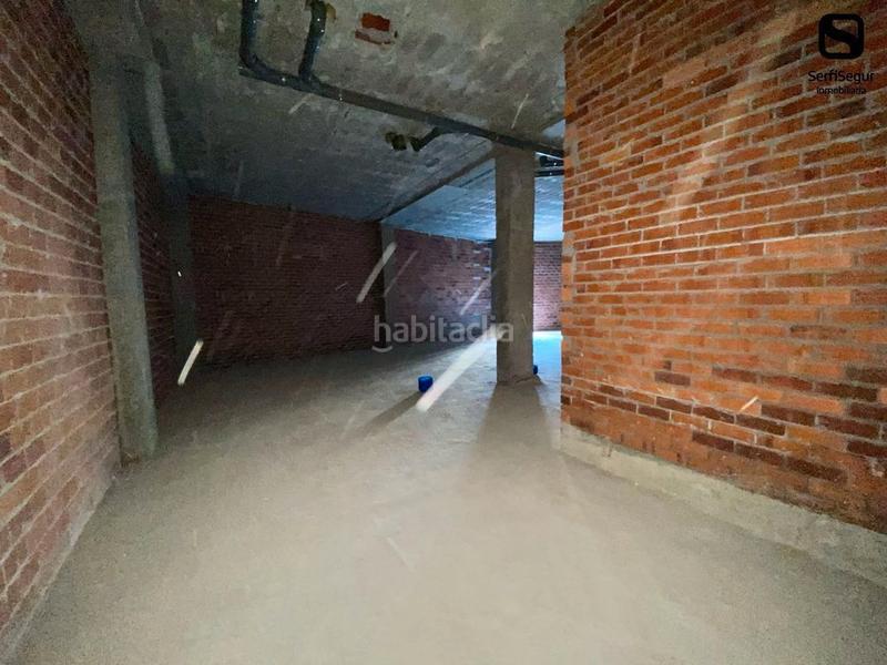 Foto a383b7ec-21c9-439b-afd4-42f3158fcc2a. Alquiler local comercial en rúa ría de noia 11 local en alquiler calle ría de noia, en Arteixo