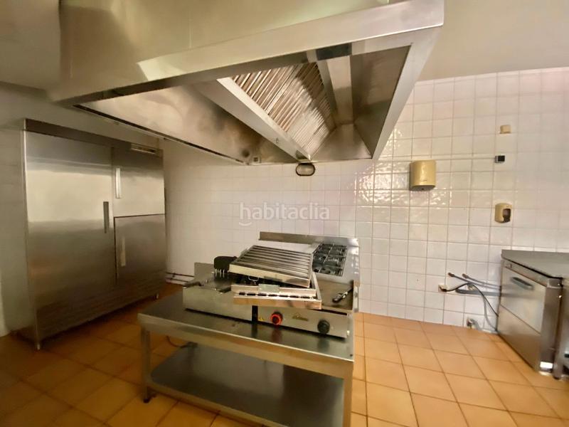 Foto 7ad9b990-f852-4404-8264-692ca076ccaf. Lloguer local comercial a rúa historiador vedia 14 a Arteixo