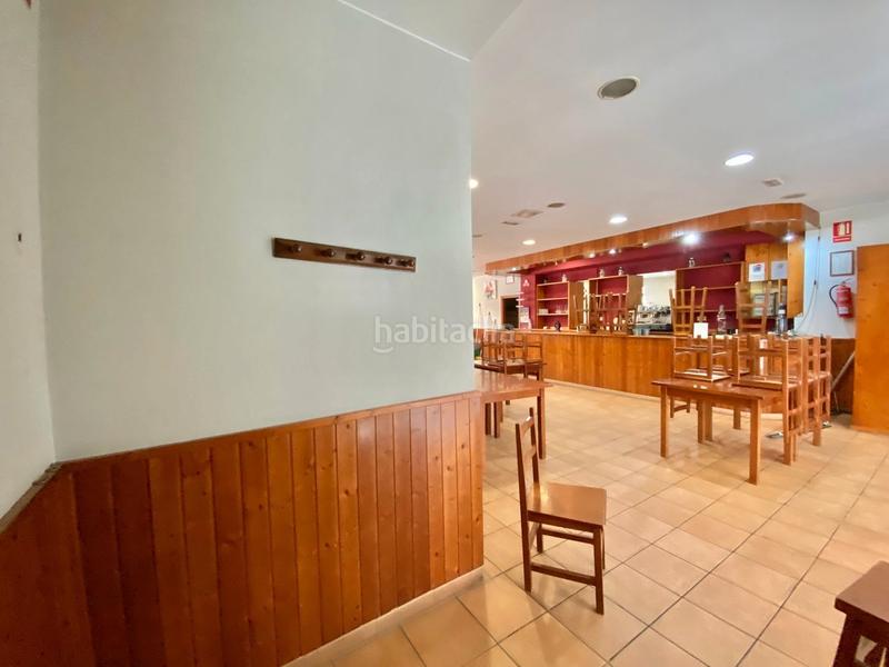 Foto 45f04083-062f-4474-8aeb-186175ca2ea5. Location local commercial dans rúa historiador vedia 14 dans Arteixo