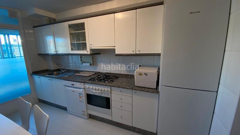 Foto 106e3531-c8cc-4f70-a9af-25ebee43238a. Rent duplex in rúa luís quintas goyanes n8 in Someso - Matogrande Coruña (A)