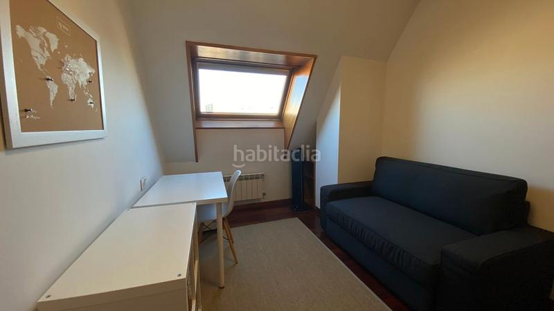 Foto 41aab35f-2198-4ec0-8de8-c5fff453dfb2. Rent duplex in rúa luís quintas goyanes n8 in Someso - Matogrande Coruña (A)