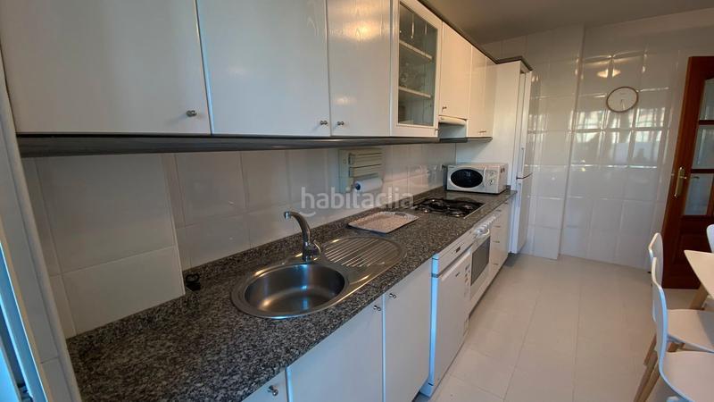 Foto eae5ae50-9fcf-460f-b64a-b77af8cb55a7. Rent duplex in rúa luís quintas goyanes n8 in Someso - Matogrande Coruña (A)