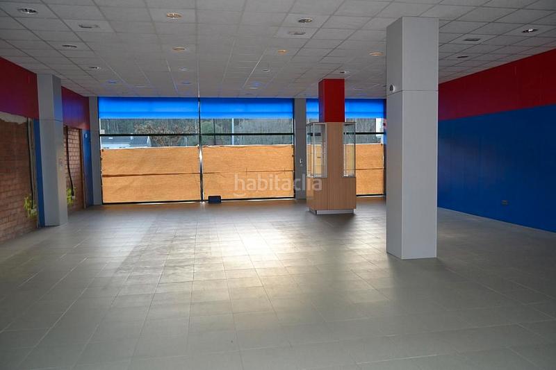 Foto abf3c490-d146-4c48-a2af-523802fb4659. Alquiler local comercial en travesía de Arteixo 149a local en alquiler travesía , en Arteixo