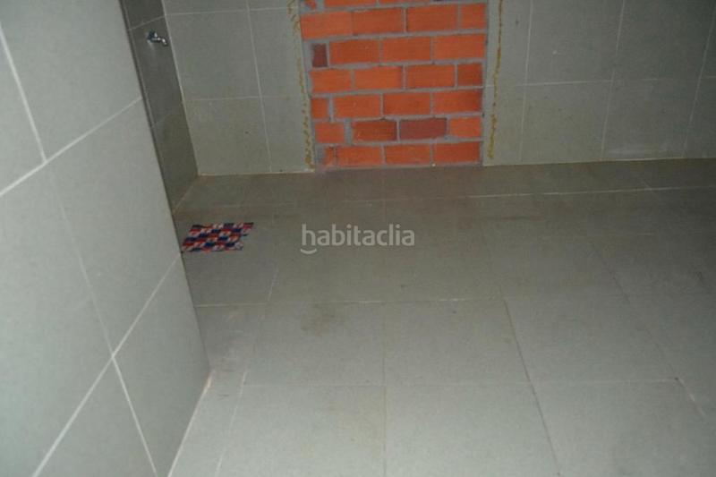 Foto 56a5a57d-5895-402a-aa61-aafb5349eb0a. Rent business premise in travesía de Arteixo 149a in Arteixo