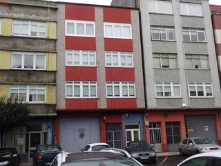 Geschäftsraum in Travesía de Meicende 86