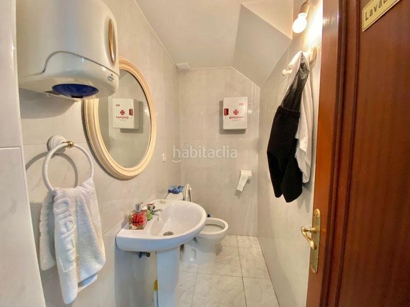Foto b0a65dba-b354-4e9d-805c-3627b8e6ab62. Alquiler local comercial en rúa ría de noia 1 local en alquiler calle ría de noia 1, en Arteixo