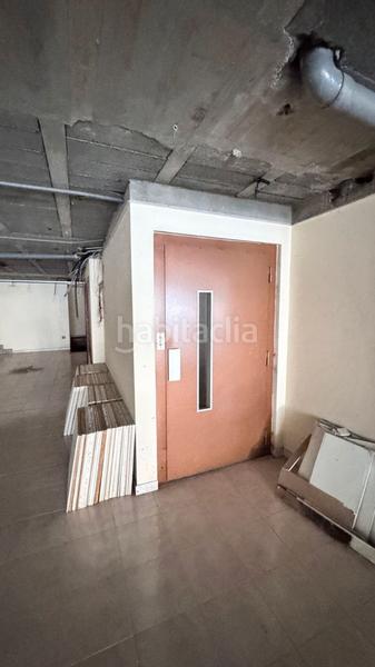 Foto a8e5c968-dd83-48b3-aa0b-eb349e2c3476. Alquiler local comercial local en alquiler calle ángel del castillo lópez, en Arteixo