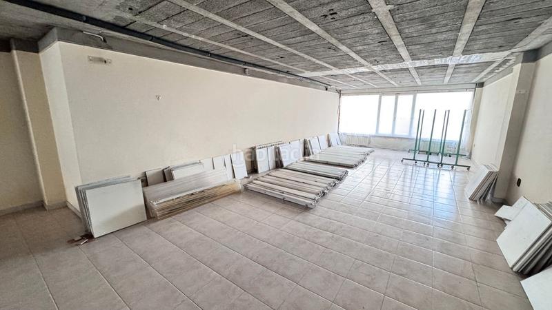 Foto cc89a00c-3265-48e2-b93b-28a46d7a3ba6. Alquiler local comercial local en alquiler calle ángel del castillo lópez, en Arteixo