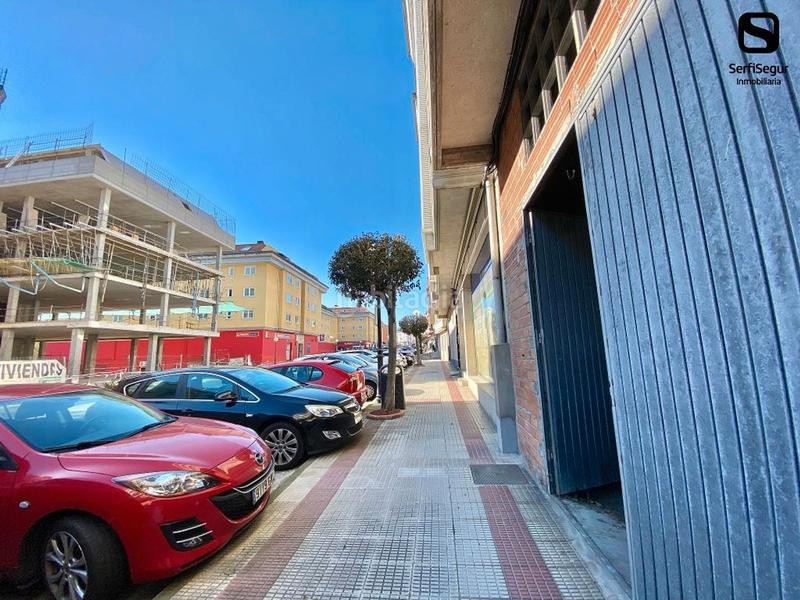 Foto 1b24d712-a695-47ce-864d-f11b895ec8d5. Affitto locale commerciale in travesía de Arteixo 149a in Arteixo