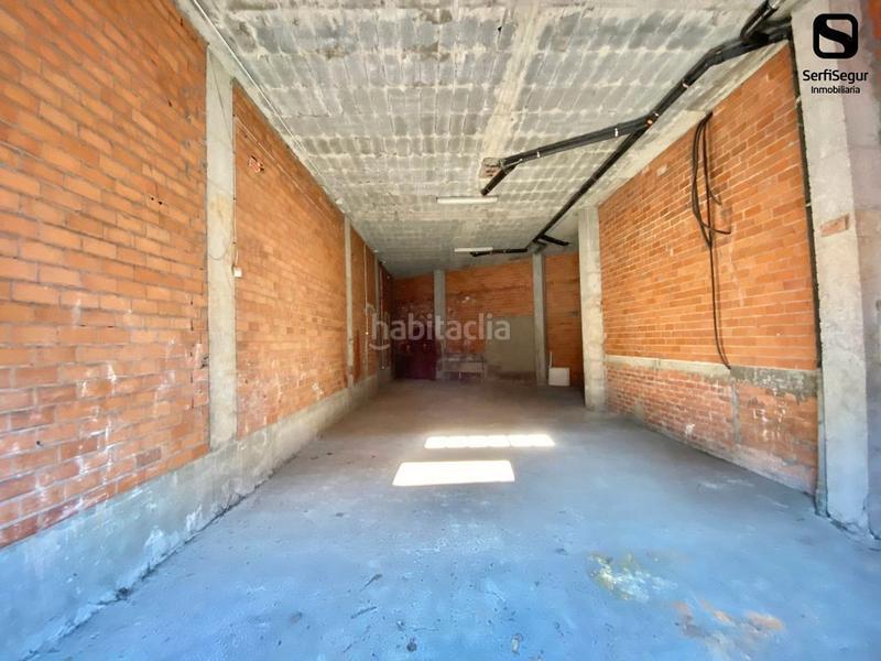 Foto eb694f27-68ac-446e-ab98-a08665111ba1. Affitto locale commerciale in travesía de Arteixo 149a in Arteixo