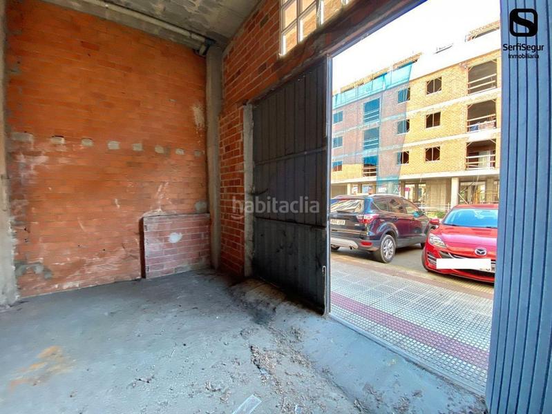 Foto 813ec7cb-8806-41e7-a100-c2e761d74a7a. Alquiler local comercial en travesía de Arteixo 149a local en alquiler travesía , en Arteixo