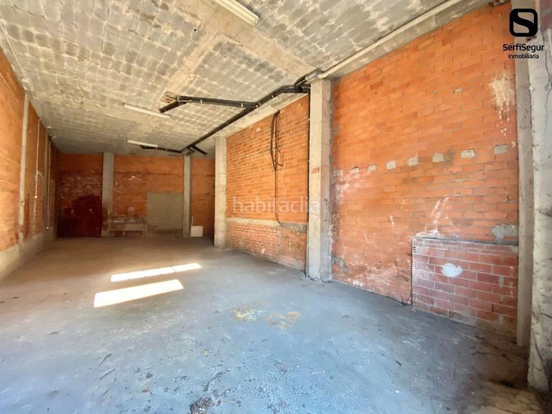 Foto a309cbc6-6f58-4b4a-8a5e-16fad020e677. Alquiler local comercial en travesía de Arteixo 149a local en alquiler travesía , en Arteixo