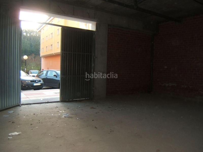 Foto 52de7af4-7817-426e-ac9e-cf6d29c60de2. Rent business premise in travesía de Arteixo 324 in Arteixo