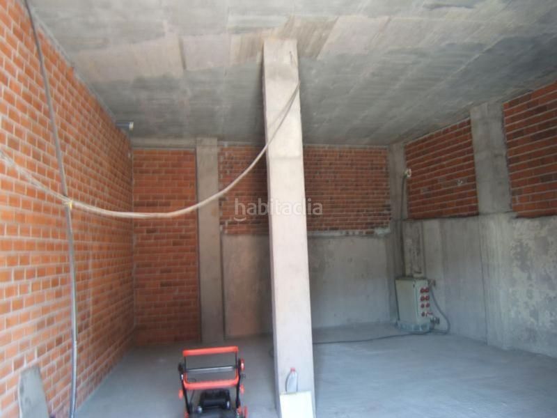 Foto 500ec22f-929f-47c2-b93e-7366db598409. Alquiler local comercial en travesía de Arteixo 149a local en alquiler travesía , en Arteixo
