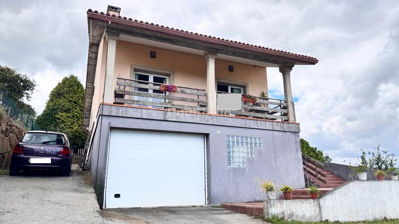 Foto 4f509c24-5682-48f3-ba54-3a60a388eb19. Chalet avec cheminée chauffage parking dans Loureda - Lañas - Barrañán Arteixo