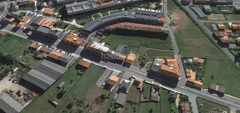Foto cc93da42-d5b2-4a13-a17c-b5c00e1bb049. Terreny residencial a Laracha