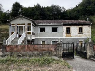Haus in San Martín del Rey Aurelio. San martín del rey aureliocasa