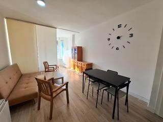 Miete Studiowohnung  Calle de eduardo aguilera romero. Estudio en alquiler de larga temporada en el centro de torremoli