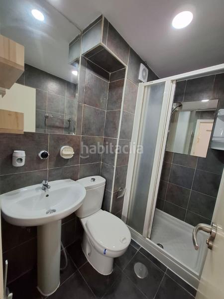 Foto 674719ab-7bc3-4a43-bfe2-2cd93a5c7356. Alquiler estudio  en alquiler de larga temporada en el centro en Torremolinos