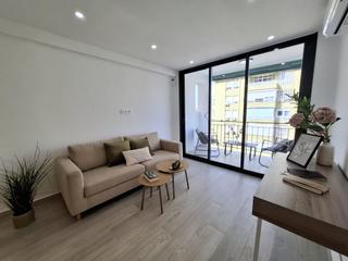 Piso  Avenida sorolla. Excelente piso de 3 habitaciones, 2 baños, terraza parking comun