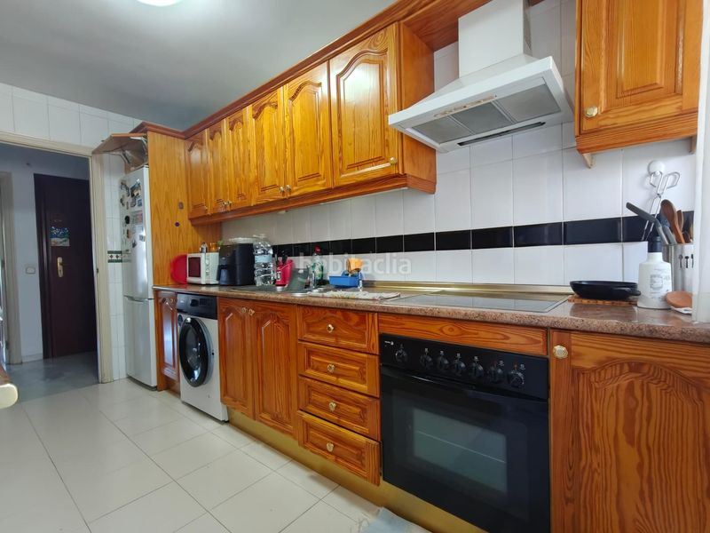 Foto be664b29-320a-40e1-b4ea-12ebaf91db6b. Pis amb aparcament piscina a Manantiales-Estación de Autobuses Torremolinos