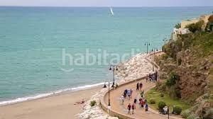 Foto b7ca62a2-af47-42fb-a150-c0ce5778e59c. Pis amb aparcament a Loma de los Riscos Torremolinos
