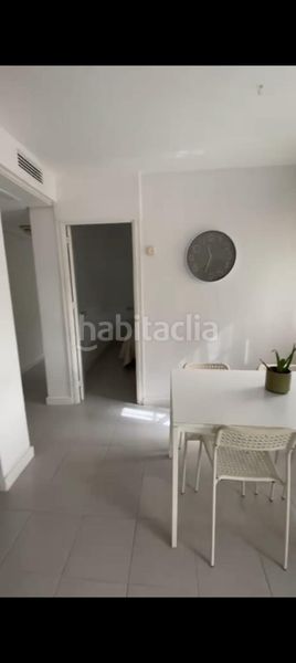 Foto c1d25fb8-4fc5-41ca-af41-c088b8916c97. Pis amb piscina a Montemar Torremolinos