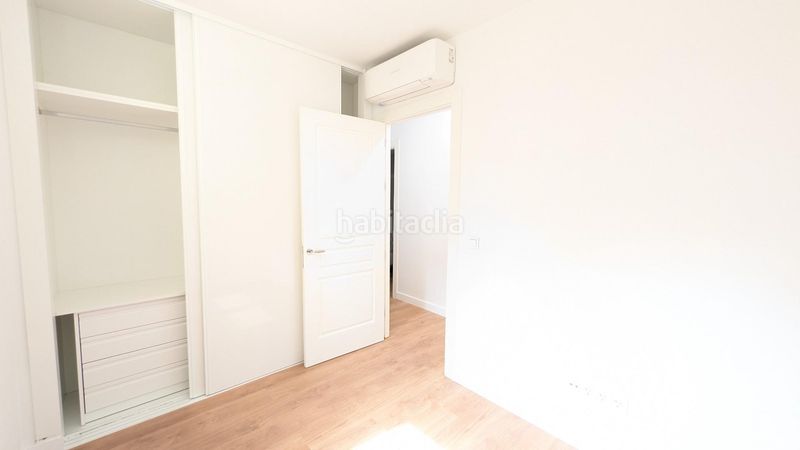 Foto 1c2c180d-bce8-4a23-855d-c9f18952aca5. Pis amb piscina a Puerto Deportivo Fuengirola